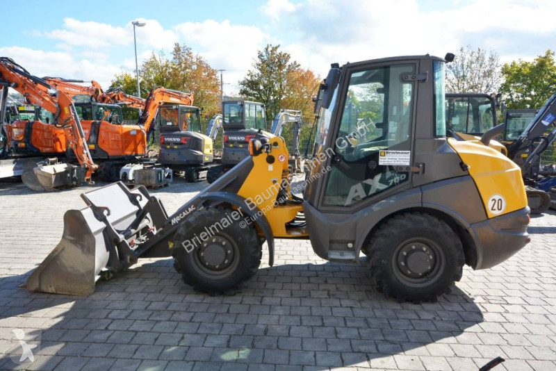 Chargeuse Mecalac AX 700