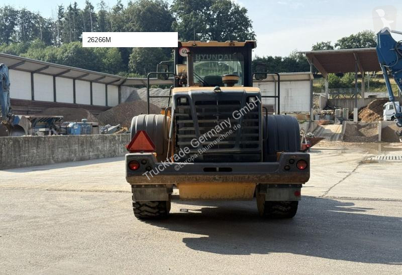 Chargeuse Hyundai 7609A