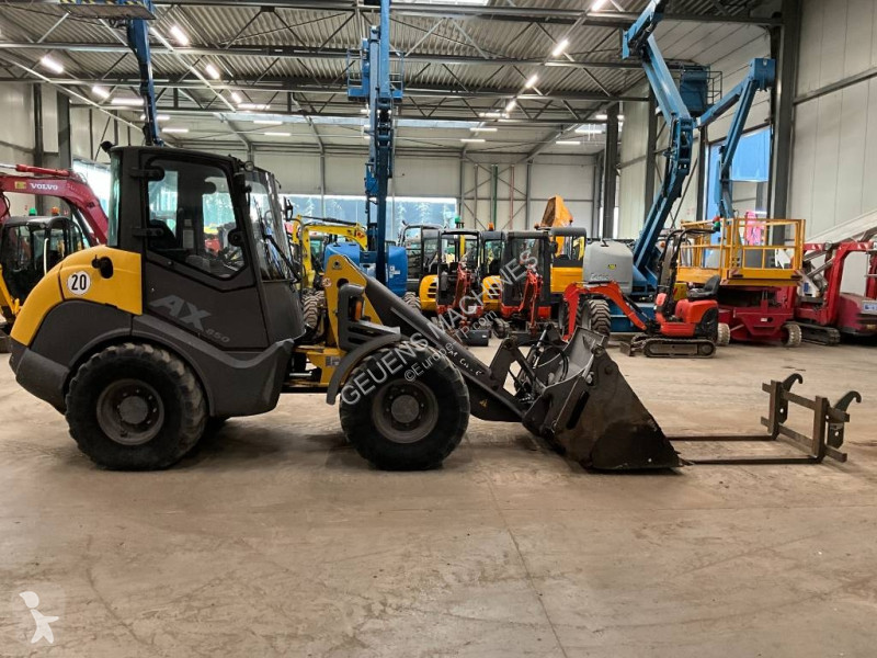 Chargeuse Mecalac AX 850