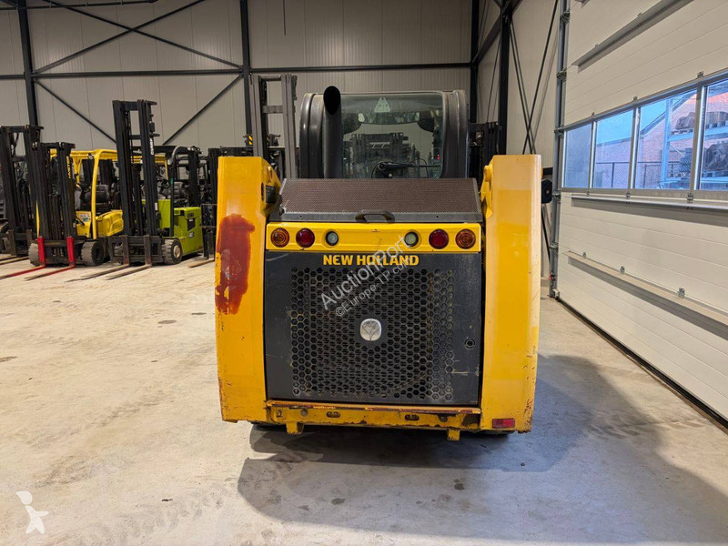 Chargeuse New Holland