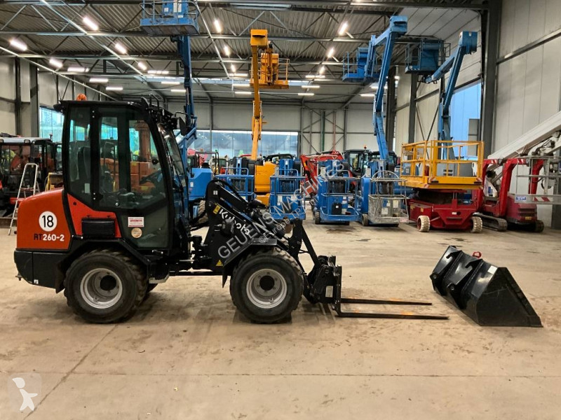 Chargeuse Kubota RT 260-2