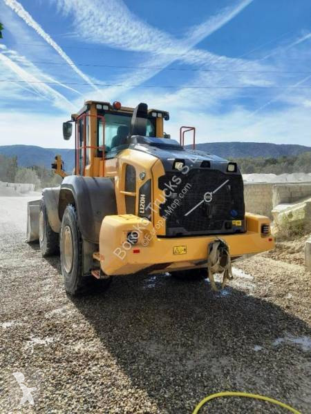 مُحمّلة Volvo L120H