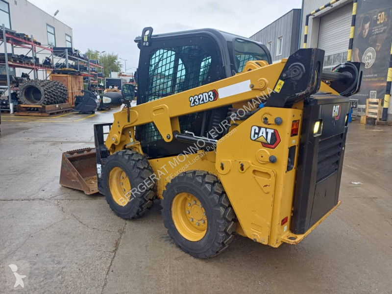 مُحمّلة Caterpillar 232D3