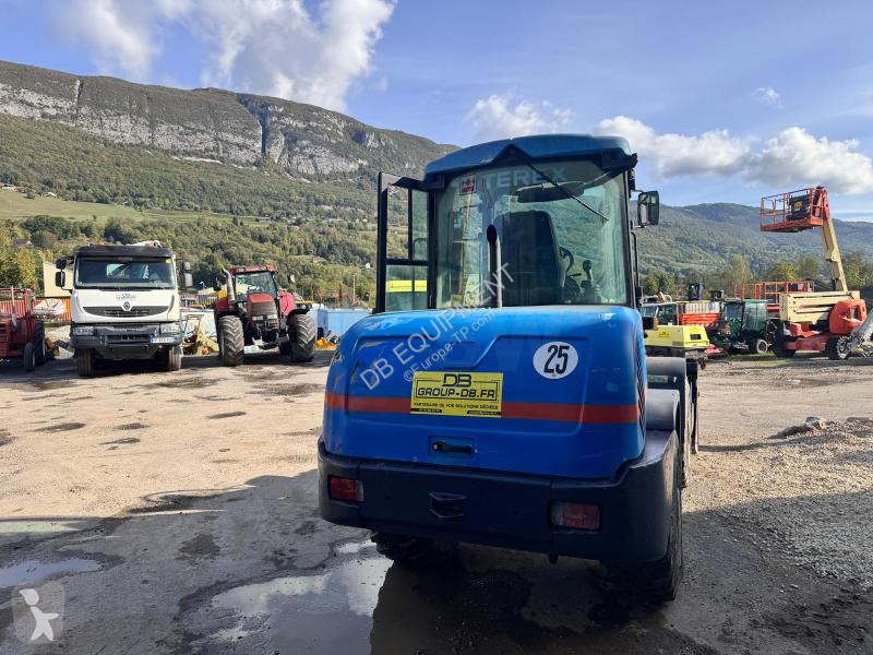 مُحمّلة Terex Chargeuse sur pneus articulée 5T