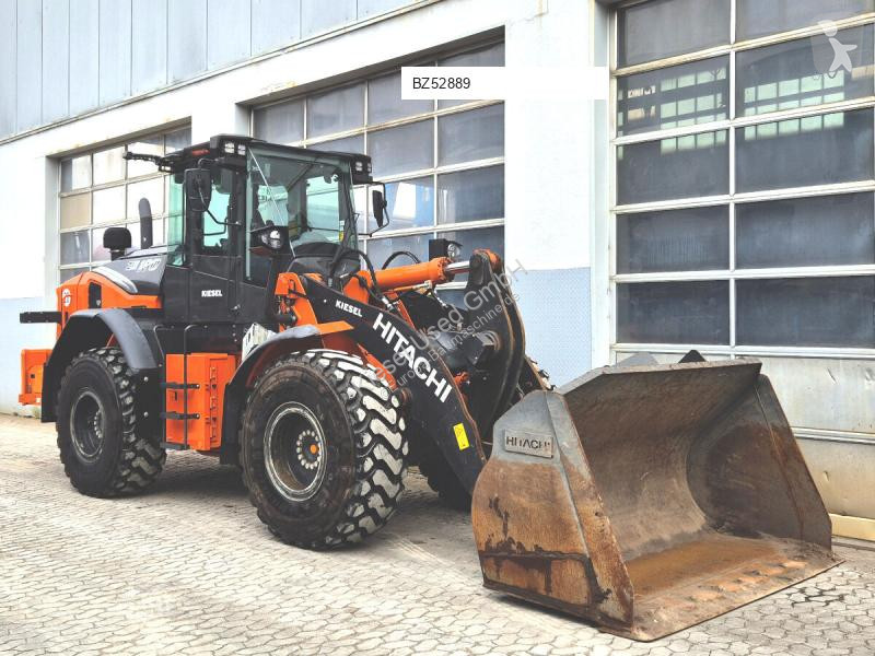 Товарач Hitachi 7