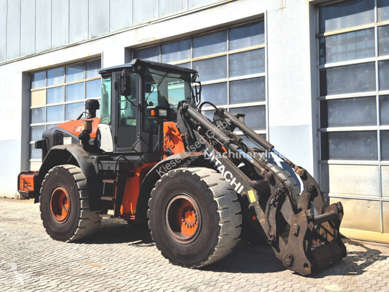 Товарач Hitachi ZW180-5