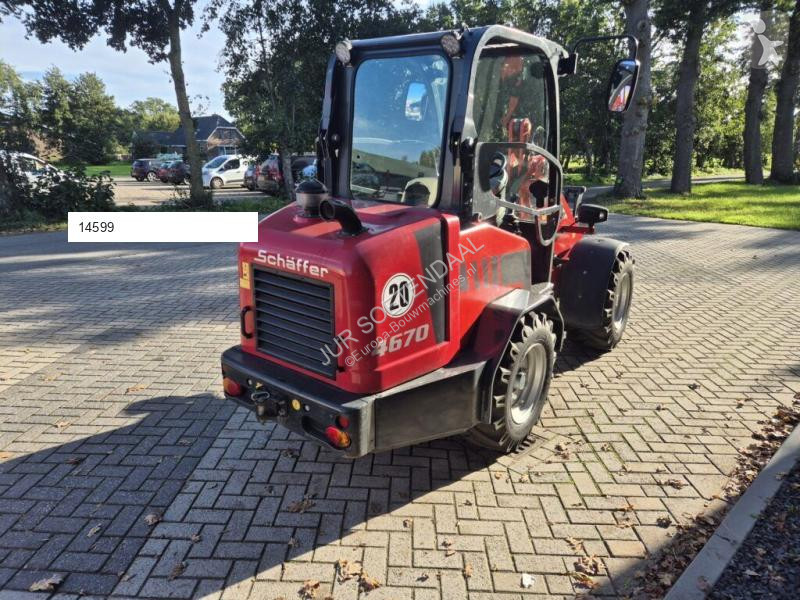 Pá carregadora Schäffer 4670