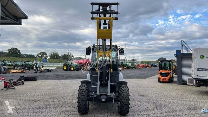 Kramer 5065 loader