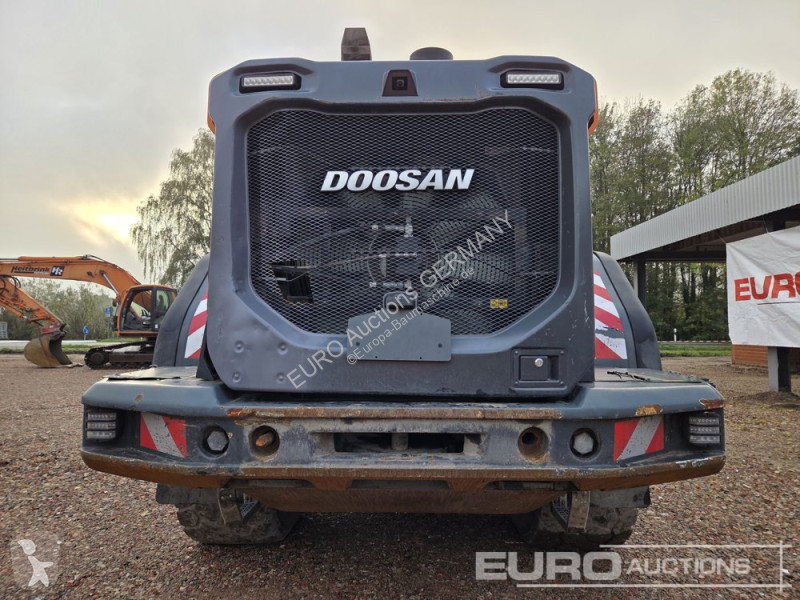 Shovel Doosan 7K