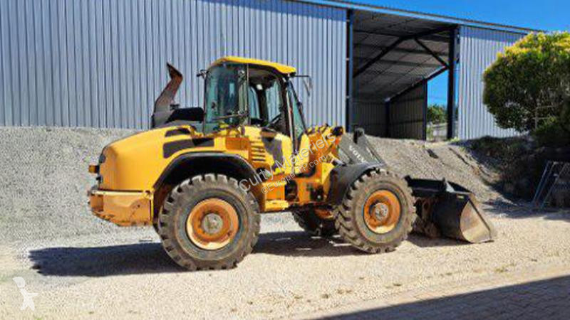 Shovel Volvo TP