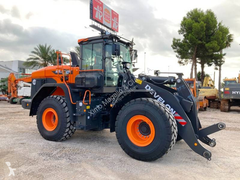 Incarcator Doosan DL320-7
