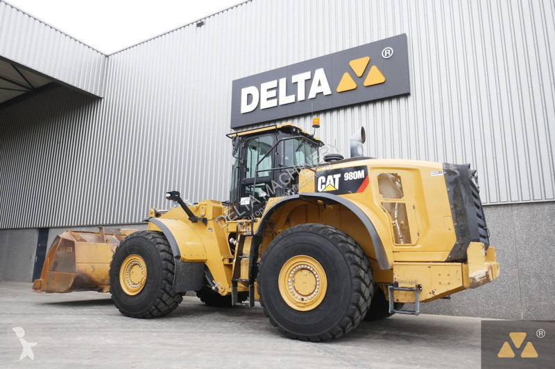 Nakladač Caterpillar 980M