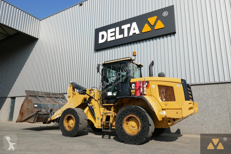 Pala Caterpillar 938M