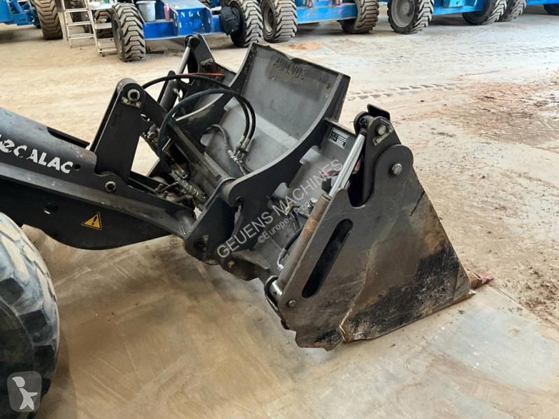 Shovel Mecalac AX 850