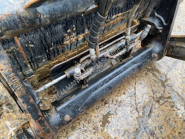 Shovel JCB