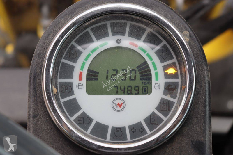 Pala cargadora Neuson WL25