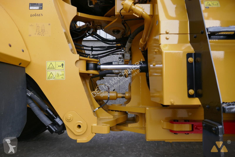 Nakladač Caterpillar 980M