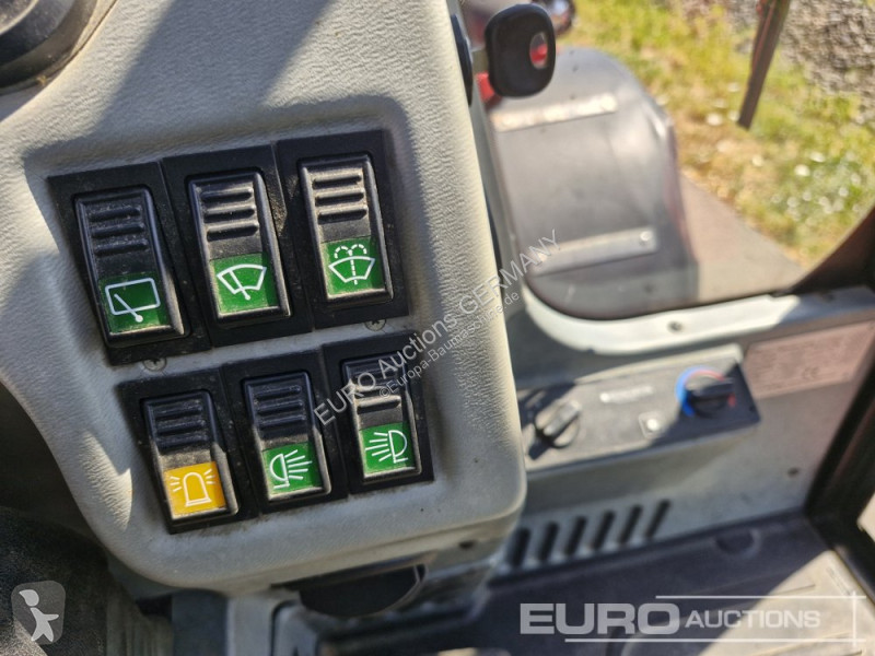 Nakladač Schäffer 8610T