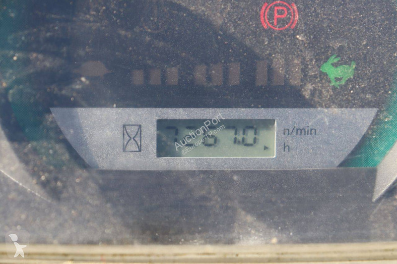 مُحمّلة Kubota R065