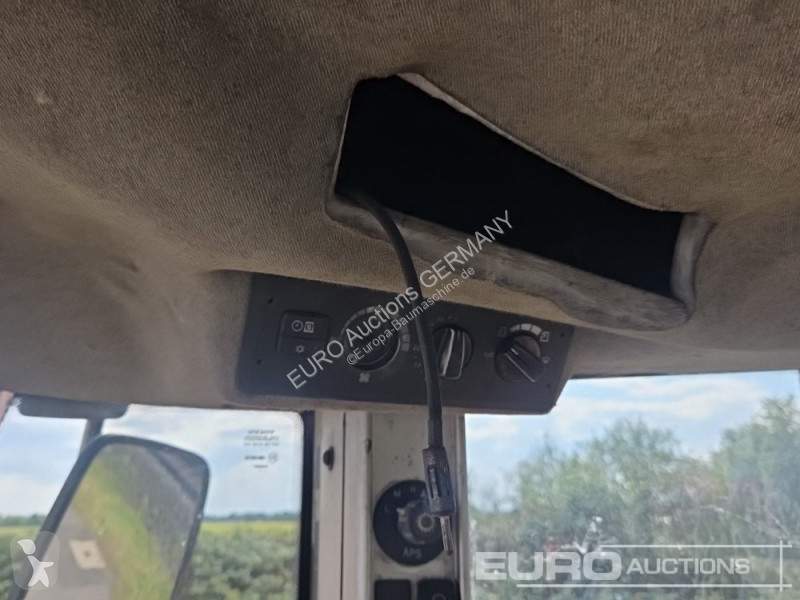 Навантажувач Volvo