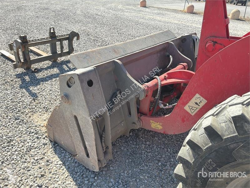 Atlas 65 loader