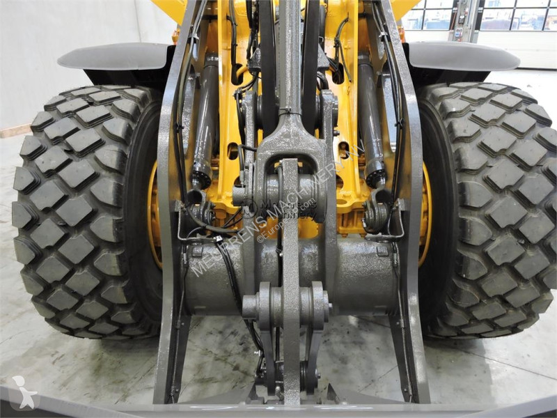 مُحمّلة Volvo New Bucket + Tyres