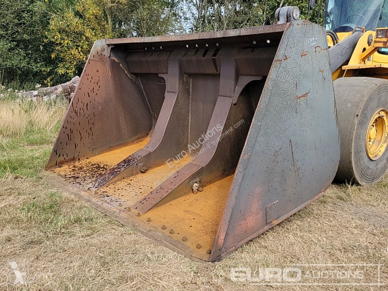 Shovel Volvo