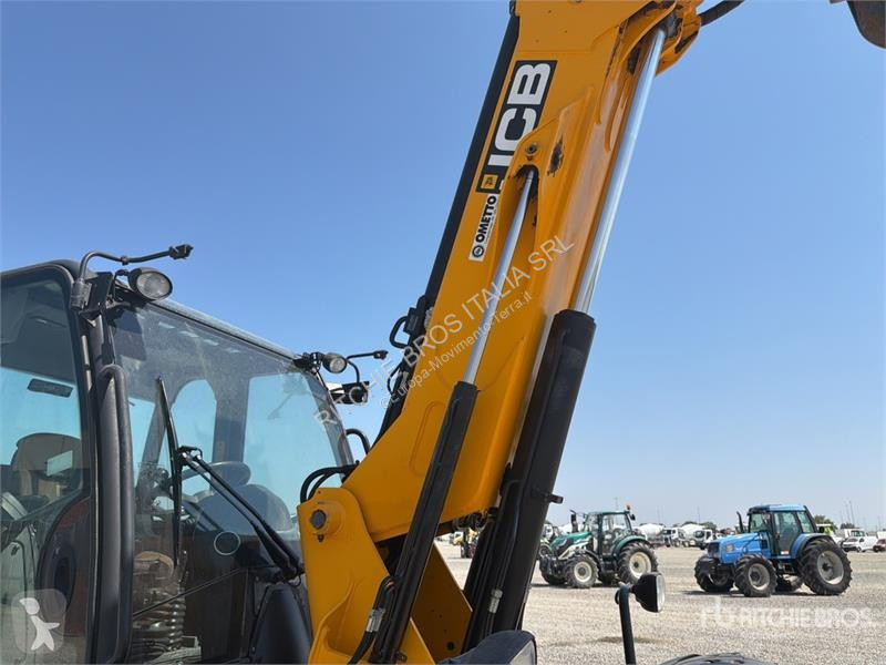 Навантажувач JCB Agri Wheel Loader