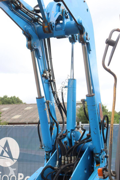 Pá carregadora Ahlmann AZ85T