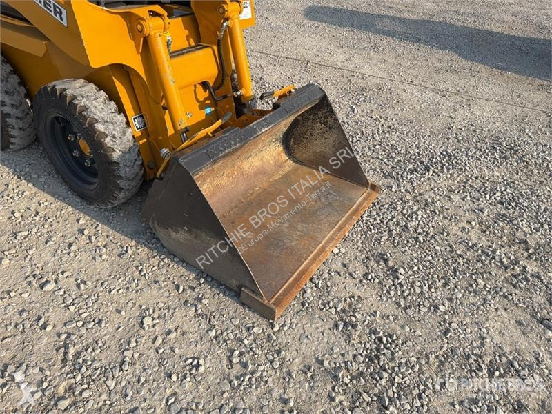 Pala cargadora  Kato-imer AS 12 Skid Steer Loader