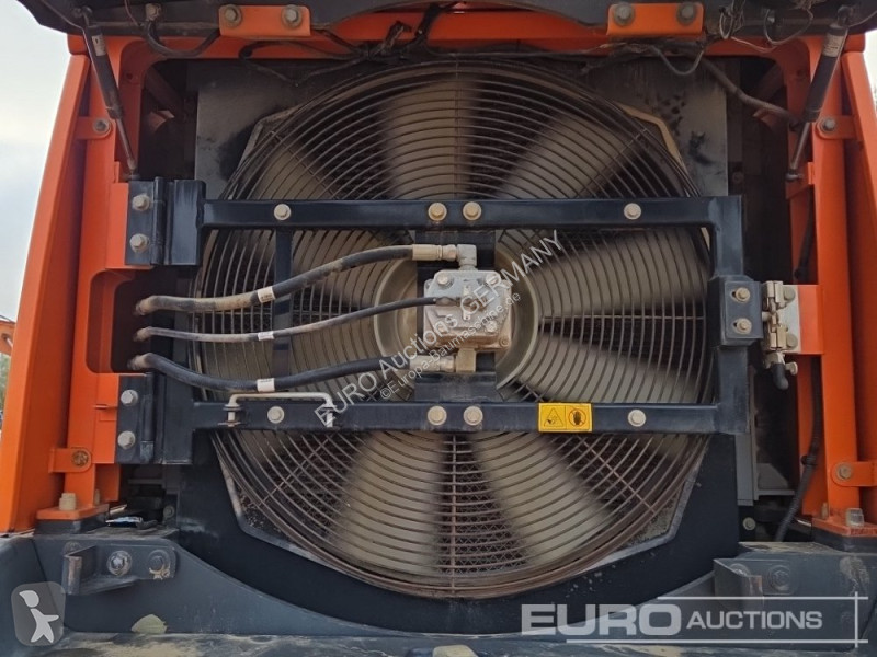 Shovel Doosan 3