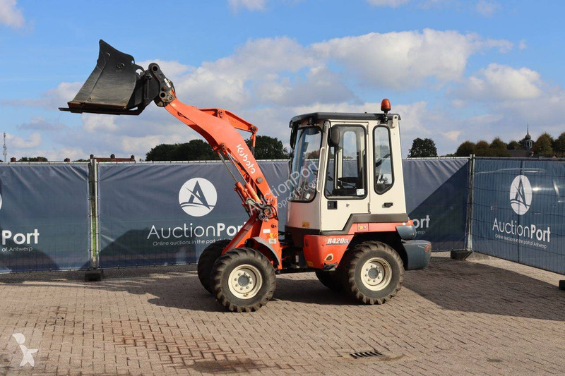 Shovel Kubota N