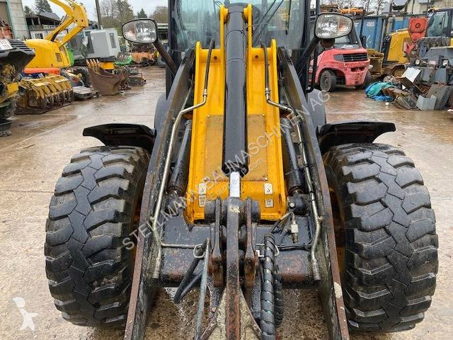 Shovel JCB