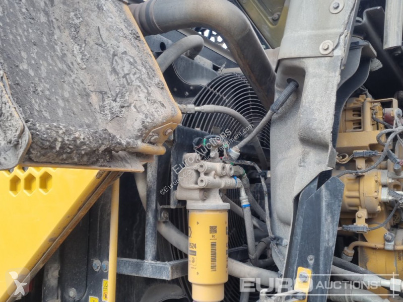 Nakladač Caterpillar 980M