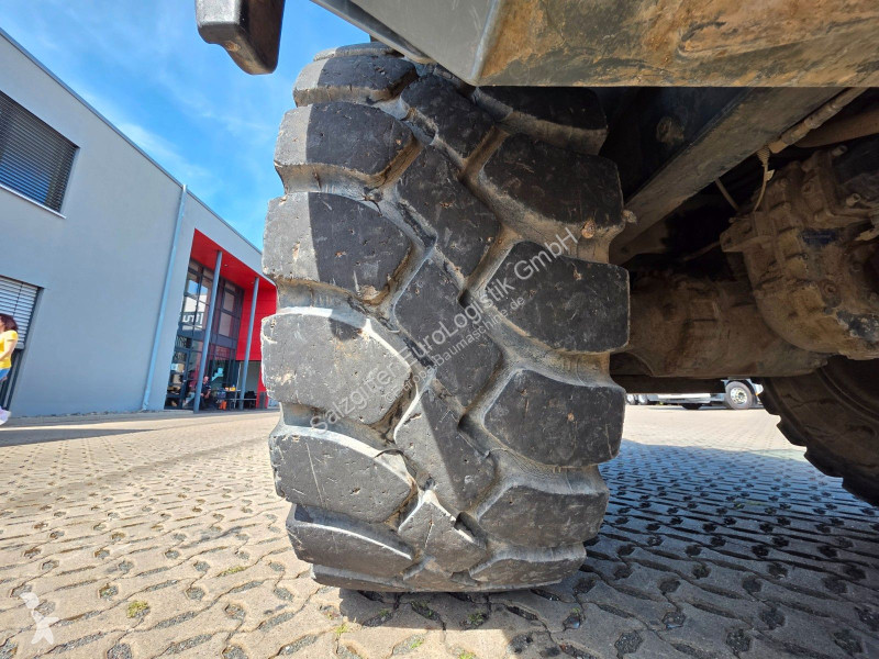 Pala cargadora Liebherr L526 | 9.504h | 2018