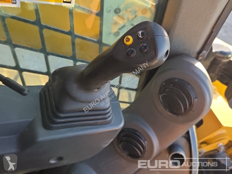 Фронтальный погрузчик Caterpillar 289D3