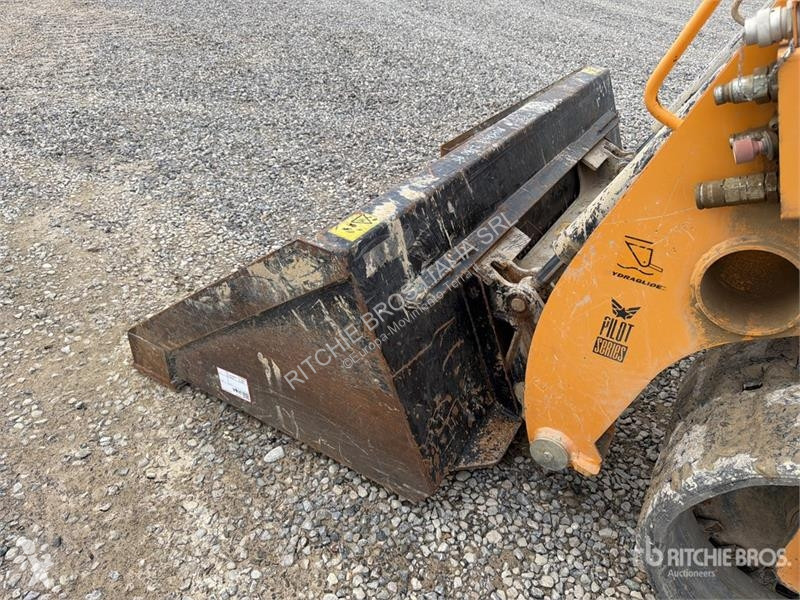 Rakodógép Mustang 2150RT Compact Track Loader