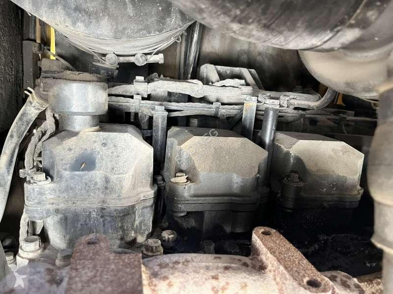 Lastare Komatsu