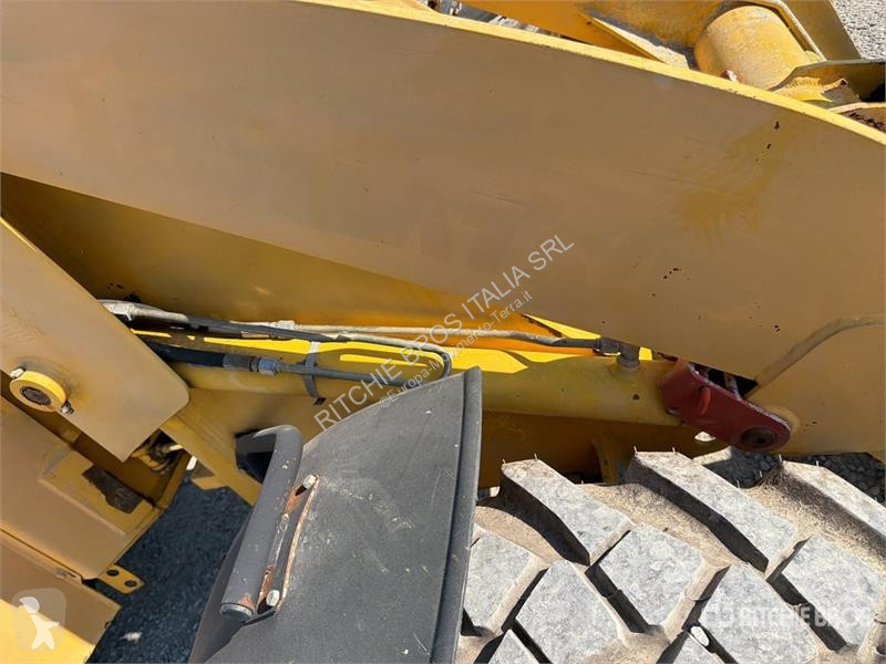 Pala cargadora Komatsu WB70A Wheel Loader