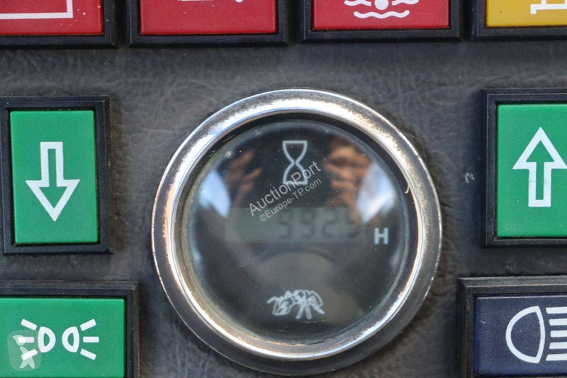 Chargeuse Giant D332SWT