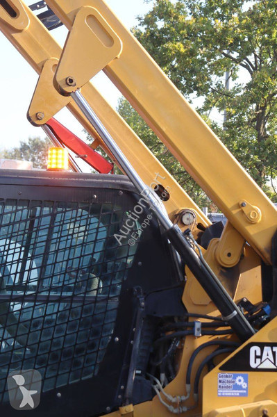 Chargeuse Caterpillar 249D