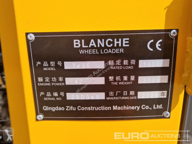 Pá carregadora Blanche TW36