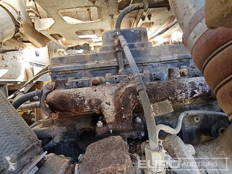 Nakladač JCB 437HT