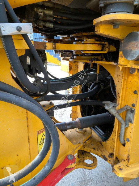 مُحمّلة Volvo (High tip bucket)