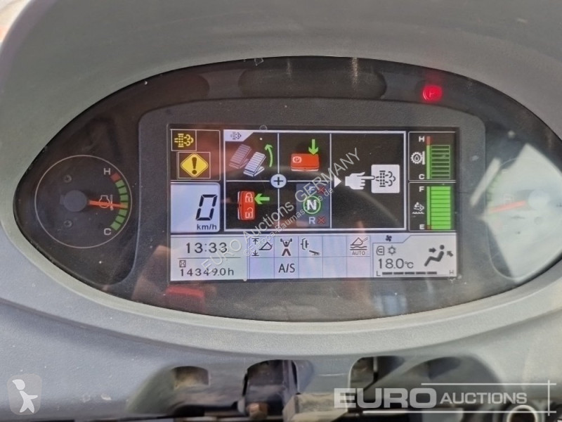 Chargeuse Hitachi 6