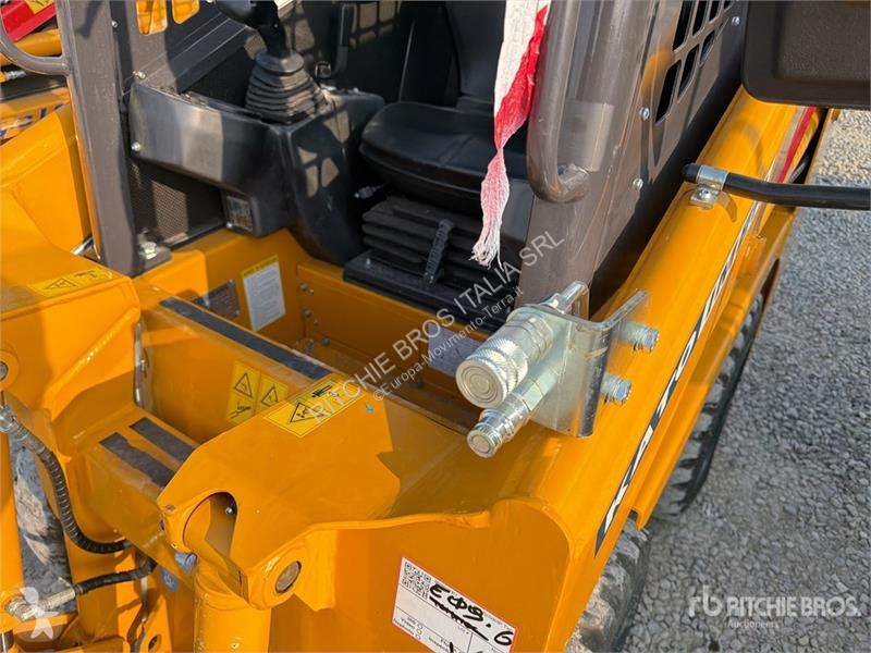 Pala cargadora  Kato-imer AS 12 Skid Steer Loader
