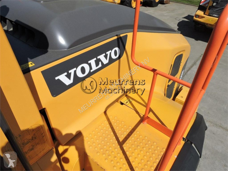 Nakladač Volvo L150H