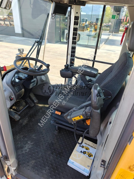 Volvo  loader