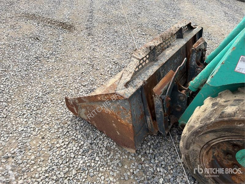 Chargeuse IHI 2041 Skid Steer Loader (Inoperable)