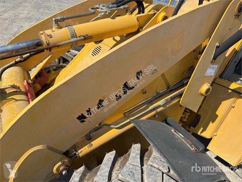 Pala cargadora Komatsu WB70A Wheel Loader